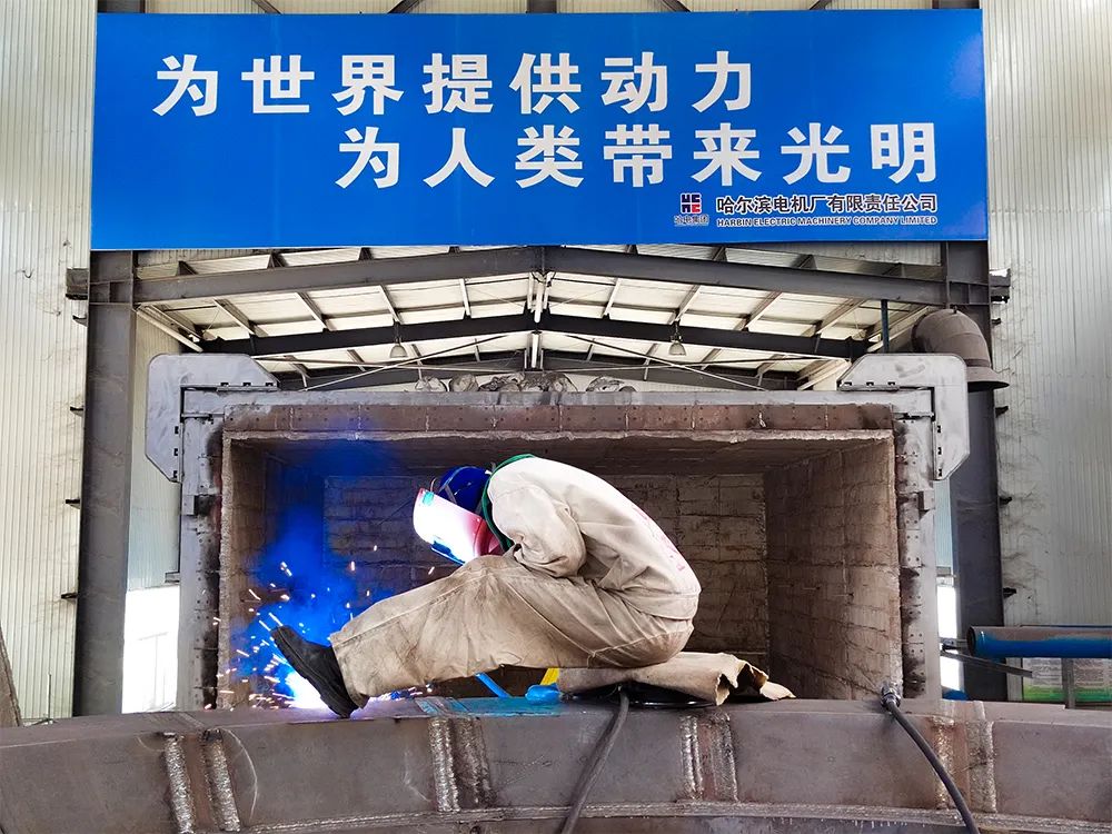 8E133BFFC83D44749F0E7CD0296_AB2EFD02_272C9.jpg?e= 图片